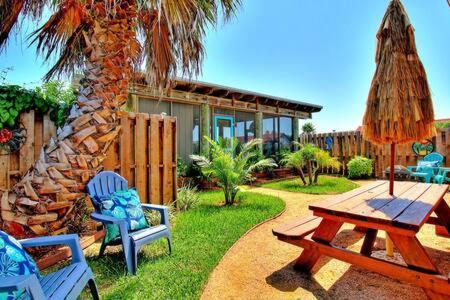 Spanish Village Cottage W Private Cabana Port Aransas Extérieur photo